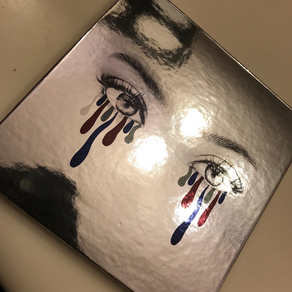 Kylie Cosmetics Holiday 2016 AND Burgundy Palette